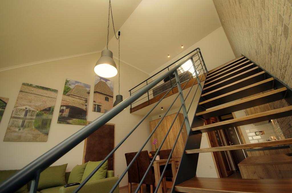 Almasy Apartmanhaz Gyula Zewnętrze zdjęcie